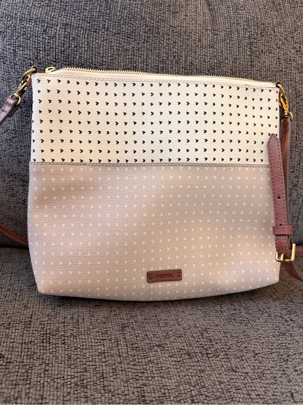 Fossil Two-Tone Cream and Grey Heart Crossbody Bag